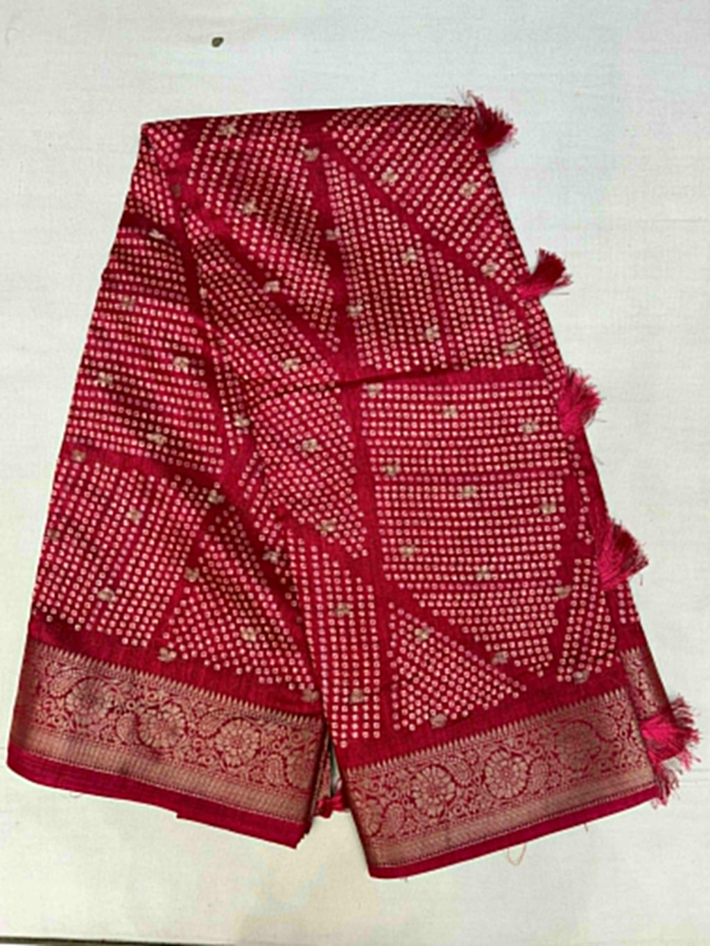 Brocade Weaving Silk Handloom Bandhani Saree